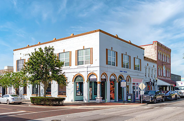 KISSIMMEE NEWS — Grant to restore historic downtown building into restaurant; backup generator contract; Summer fun continues at Aquatic Center