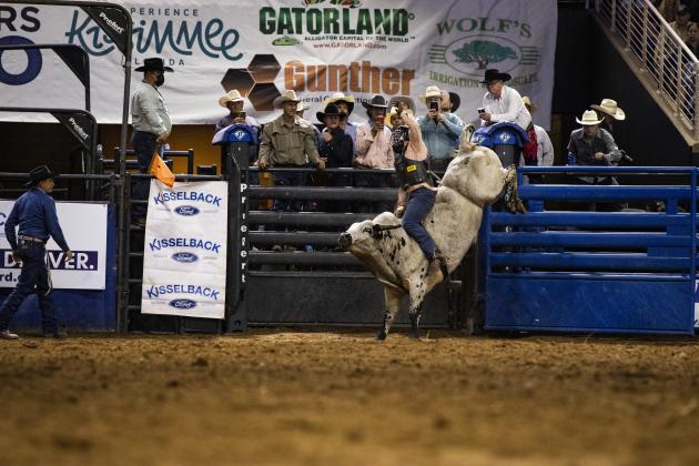 PHOTO/SILVER SPURS RIDING CLUB