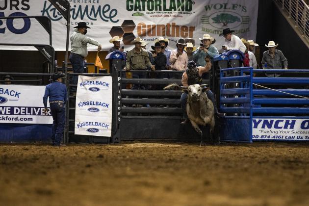 PHOTO/SILVER SPURS RIDING CLUB