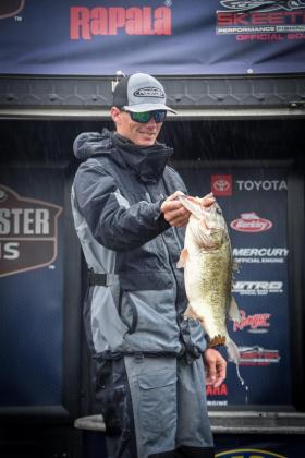 Ryan Hoover finished sixth in the pro division.  PHOTO/CINDY JOINT