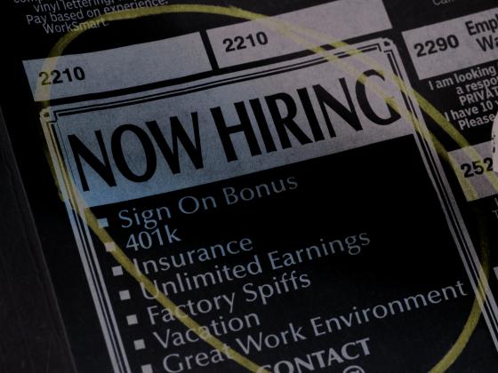 Florida’s unemployment rate dipped to 2.5 percent in December as businesses continue to struggle to fill positions. METRO