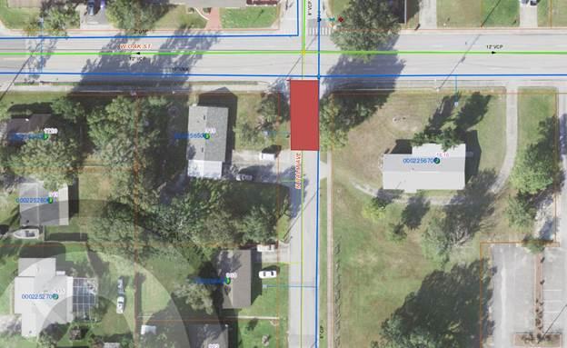 North Palm Avenue in Kissimmee near Oak Street is closed as Toho Water works to complete an emergency sewer repair.