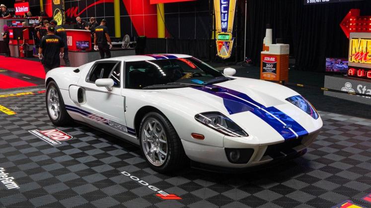A 2005 Fort GT took the top auction spot at last week’s Mecum Summer Special at Osceola Heritage Park, rolling across the block for $456,500. PHOTO/MECUM