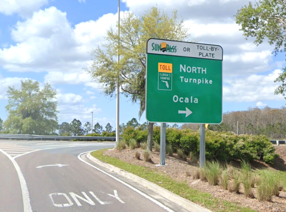 Frequent users of local toll roads, including the Turnpike (pictured) and Central Florida Expressway Authority roads like Poinciana Parkway and State Road 417, have gotten high-use discounts in 2023. Tallahassee Republicans have talked of extending the break in 2024. FILE PHOTO