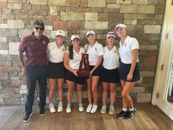!  The St. Cloud girls golf team (L to R:  Coach Alejandro Sanchez, Olivia Seigel, Tess Sheive, Cayden Challacombe, Maddie Burda and Karolyna Adams) finished tied for first in the FHSAA Region 2 Championship to become the third consecutive St. Cloud girls team to qualify for the state championship. PHOTO/RYAN ADAMS