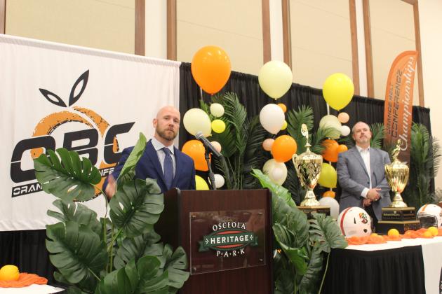 Coach Weilert speaks in his last event as an Osceola County coach. He has accepted a position at the University of Notre Dame. PHOTO/KEN JACKSON