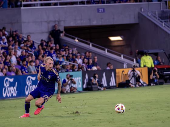 Orlando City midfielder Dagur Thorhallsson gets possession of the ball Saturday against LAFC. PHOTO/MARIO CASAMALHUAPA