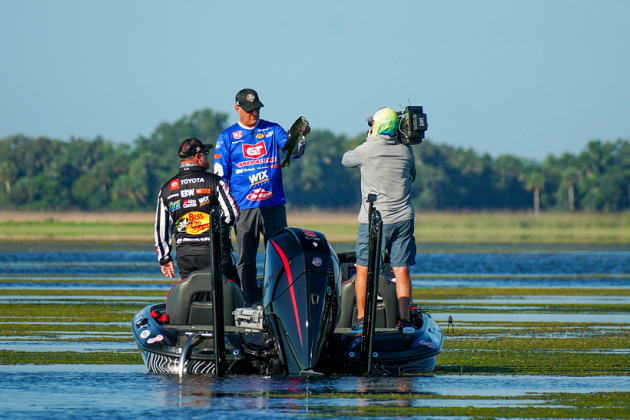 Catch Major League Fishing's General Tire Heavy Hitters Special Presented by Bass Pro Shops all-star event on the Kissimmee Chain of Lakes on Sunday on CBS. PHOTO/MAJOR LEAGUE FISHING