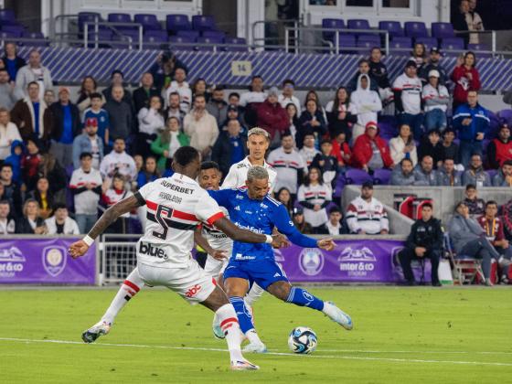 Matheys Pereira scored early in the match between  Cruzeiro and São Paulo. PHOTO/MARIO CASAMALHUAPA