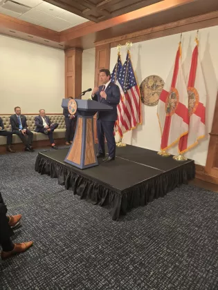 Gov. Ron DeSantis spoke with reporters after his State of the State address to a joint session of the Legislature. PHOTO/JIM SAUNDERS, NSF