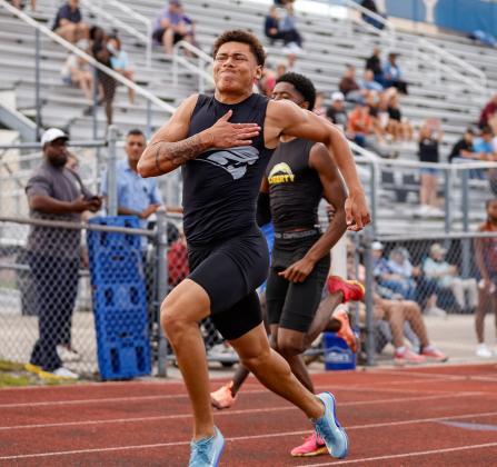Gateway's Jose Calderon won three gold medals on Saturday – winning both the 200 (21.59) and 400-meter (48.16) sprints; while also running a winning leg on the 4 x 400 relay team at the District 3A-7 track meet. PHOTO/TAYLOR MCFEE