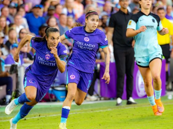 Marta and Jacqueline Ovalle put pressure on the Gotham team in Sunday's match. (Photo/Mario Casamalhuapa)