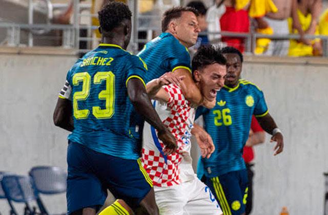 Friendly match at Camping World Stadium? The stadium was filled with yellow Colombian shirts, but Croatia silenced the crowd and won 2-1. (Photo/Mario Casamalhuapa)