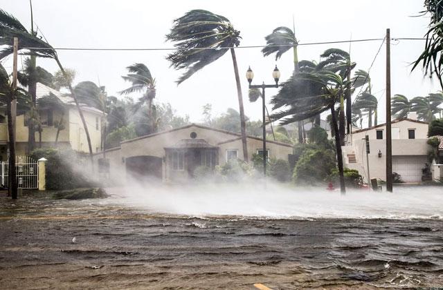 A flooded street after catastrophic Hurricane Irma hit Fort Lauderdale in 2017. (Photo/FotoKina via News Service of Florida)