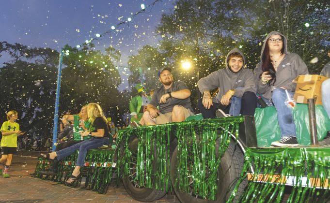 Paint the Cloud Green photos by Taylor McFee