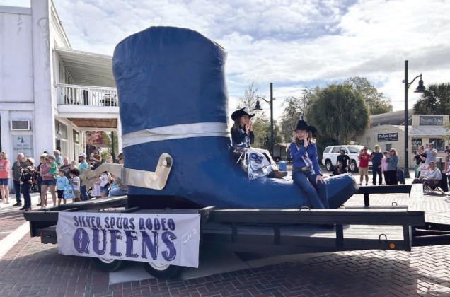 Parade photos by Thomas Ouellette