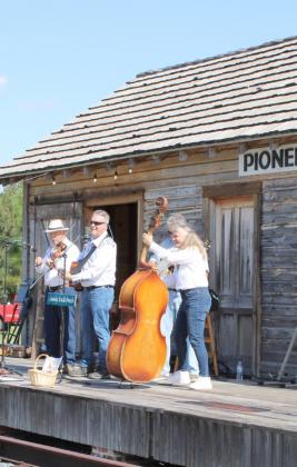 Sandy Back Porch Plays Bluegrass