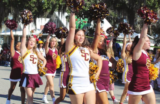 The St. Cloud Bulldogs Cheerleaders