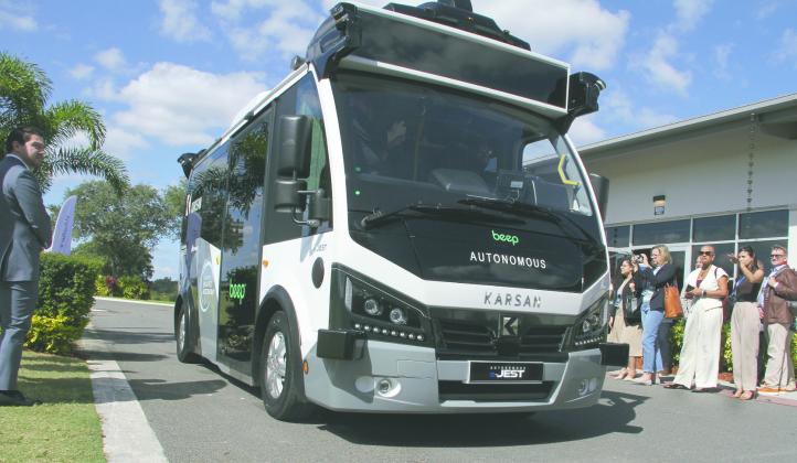 Karsan’s e-JEST takes stakeholders on an Orlando test drive. (Photo/Michelle Kostuch)