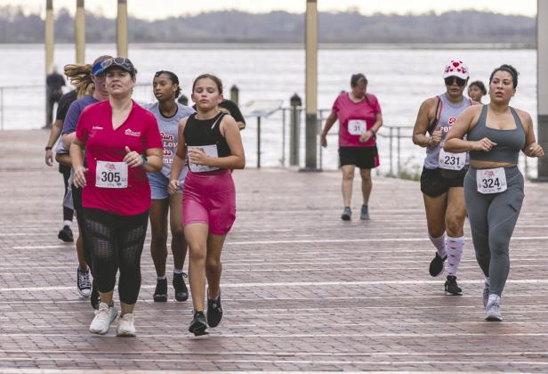 Kissimmee 5K Photos by Taylor McFee