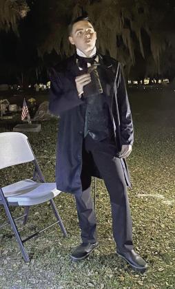 The past came back to life at Rose Hill Cemetery Saturday. PHOTO/OSCEOLA HISTORY