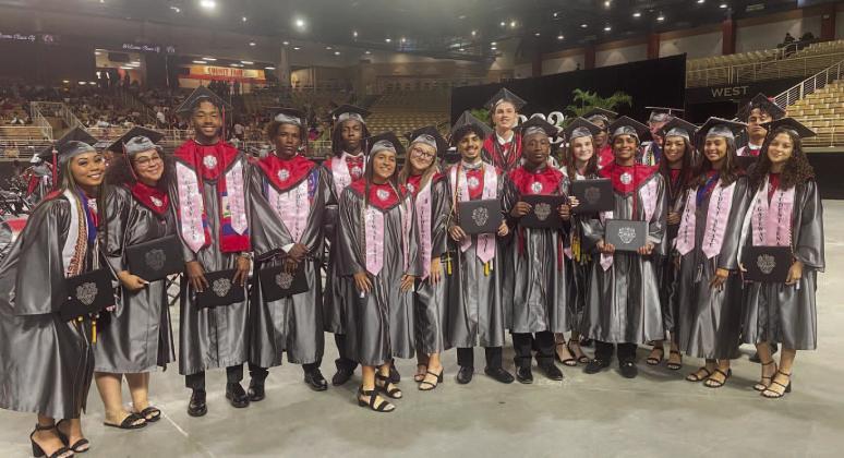 Gateway High graduates gather — for one last time as the Class of '23. PHOTO/NICOLE MEHIT