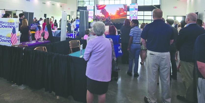 Hundreds turned out to hear from this year’s candidates and vote in the straw poll at Politics in the Barn in St. Cloud July 15. (Photos/Ken Jackson)