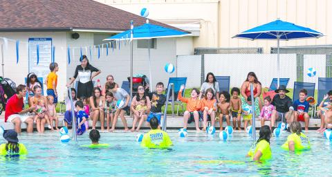 World's Largest Swim Lesson photos by Taylor McFee