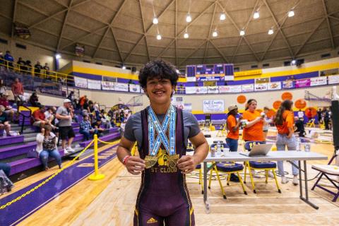 St. Cloud's Julian Sykes is the 2022 Florida Dairy Farmers “Mr. Weightlifter”. He's the third Bulldog to win the award.