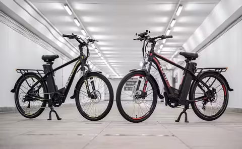 The program addresses traffic laws, proper safety gear, and safe riding practices as the number of students using e-bikes, which can reach speeds of 30 mph, and scooters continues to grow. (Photo/Flyebike.com)