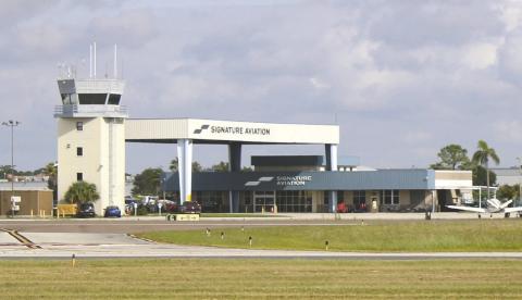 Kissimmee Gateway Airport’s existing air traffic control tower, constructed in the late 1990s, now lacks visibility over all of the airfield and has run out of space for new equipment that enhances air traffic safety. PHOTO/TERRY LLOYD