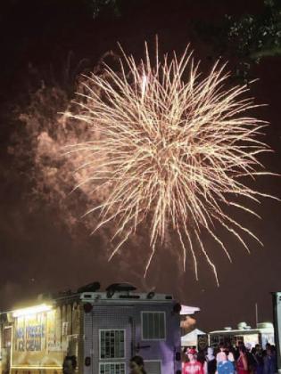 A festive 4th in St. Cloud -- Photos by Ming Henry