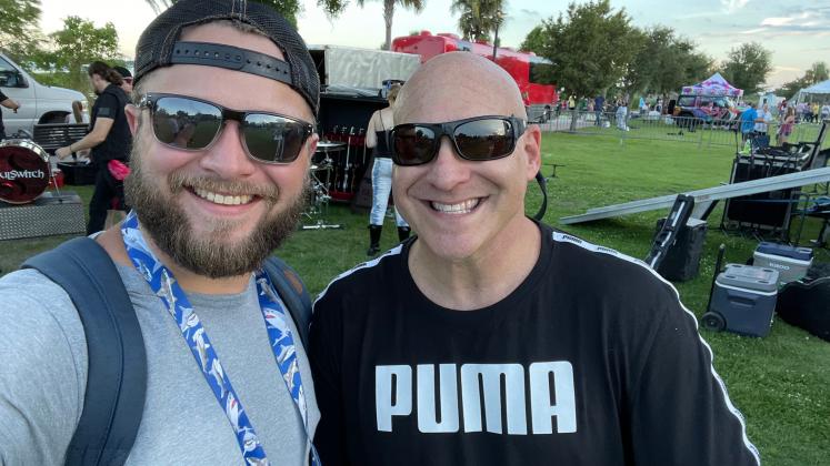 Sister Hazel frontman Ken Block took some time with reporter Chris Miller after their Monday set. PHOTO/CHRIS MILLER