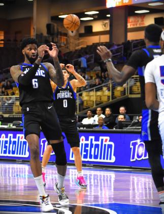 Center Chris Walker got the start and led the Magic with 14 rebounds Friday. PHOTO/KATIE WILLIAMS
