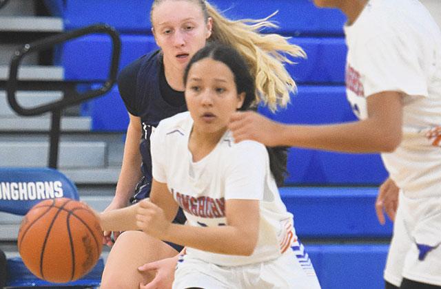 Harmony returns several veterans from its district runnerup team a year ago such as Dali Velez (24). PHOTO/KATIE WILLIAMS