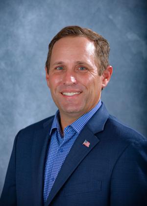 St. Cloud Mayor Chris Robertson called for the termination of City Manager Veronica Miller's employment at Thursday's City Council meeting.