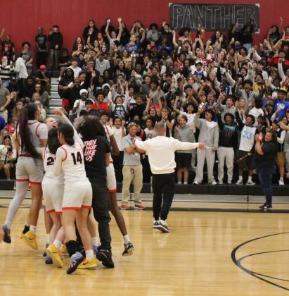 We Goin' to the 'Ship! Gateway's players and fans celebrated after the final horn of Panthers' regional championship victory Friday. (Photo/Ken Jackson)