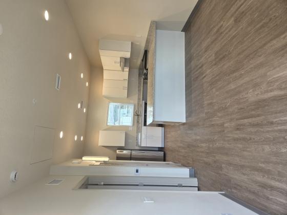 The 60 units at Buen Vecino feature 12x12 living rooms and bedrooms, walk-in showers and in-room washers and dryers. (Photo/Ken Jackson)
