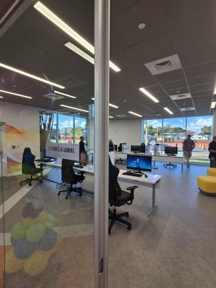 Welcome to the Thunderdome: the Tech Library has networked computers dedicated to e-Sports. (Photo/Ken Jackson)