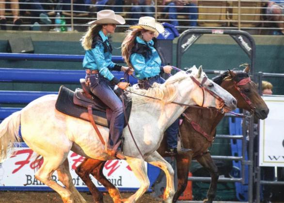 PHOTO/SILVER SPURS RIDING CLUB