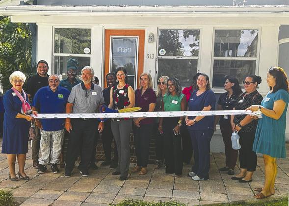 Kerri Stephen and the Healthy Start Osceola team joined with members of the St. Cloud Chamber of Commerce and AdventHealth to celebrate the Coalition’s new New York Avenue office. PHOTO/MING HENRY