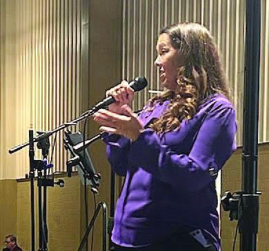 Help Now of Osceola Executive Director Tammy Douglass thanks Friday's attendees and donors. PHOTO/CHRISTINA MONTALVO