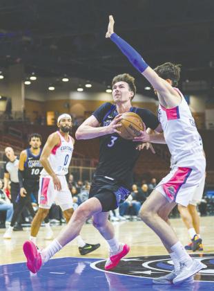 Center Colin Castleton, an Orlando Magic two-way player, is slated to return to the Osceola Magic. He averaged a double-double in NBA G League duty last year. (Photo/Taylor McFee)