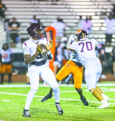 New St. Cloud quarterback Jeremiah Lattier shows flashes of the future, as he tossed four touchdown passes in Friday’s spring jamboree against Viera and Leesburg. (Photo/Taylor McFee)