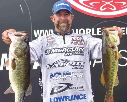 Thanks to an eighth-place finish last week, St. Cloud’s Mark Lundgren moved into first place in the Bass Fishing League standings. PHOTO/CINDY JOINT