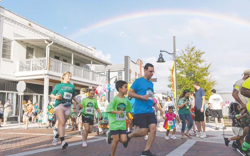 Paint the Cloud Green photos by Taylor McFee