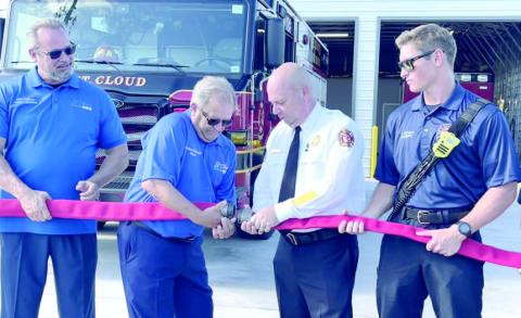 Mayor Nathan Blackwell and Fire Chief Jason Miller at the uncoupling ceremony for St. Cloud Station 34. PHOTO/DEBBIE DANIEL