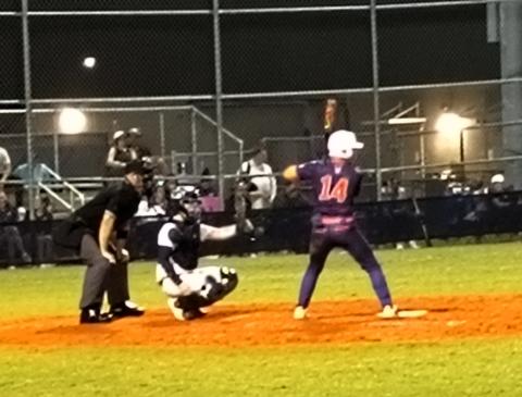 Tohopekaliga’s Samuel Isturiz comes to the plate in the third inning to deliver an RBI single to help the Tigers to a 3-1 win over Lake Nona Friday. PHOTO/J. DANIEL PEARSON