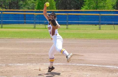 St. Cloud sophomore Addison Felblinger hopes to lead the Lady Bulldogs to a district title this week. PHOTO/ST. CLOUD HIGH