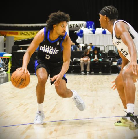 Ethan Thompson scored 12 points Friday in his Osceola Magic debut, a 128-117 loss to the Austin Spurs. PHOTO/KATIE WILLIAMS